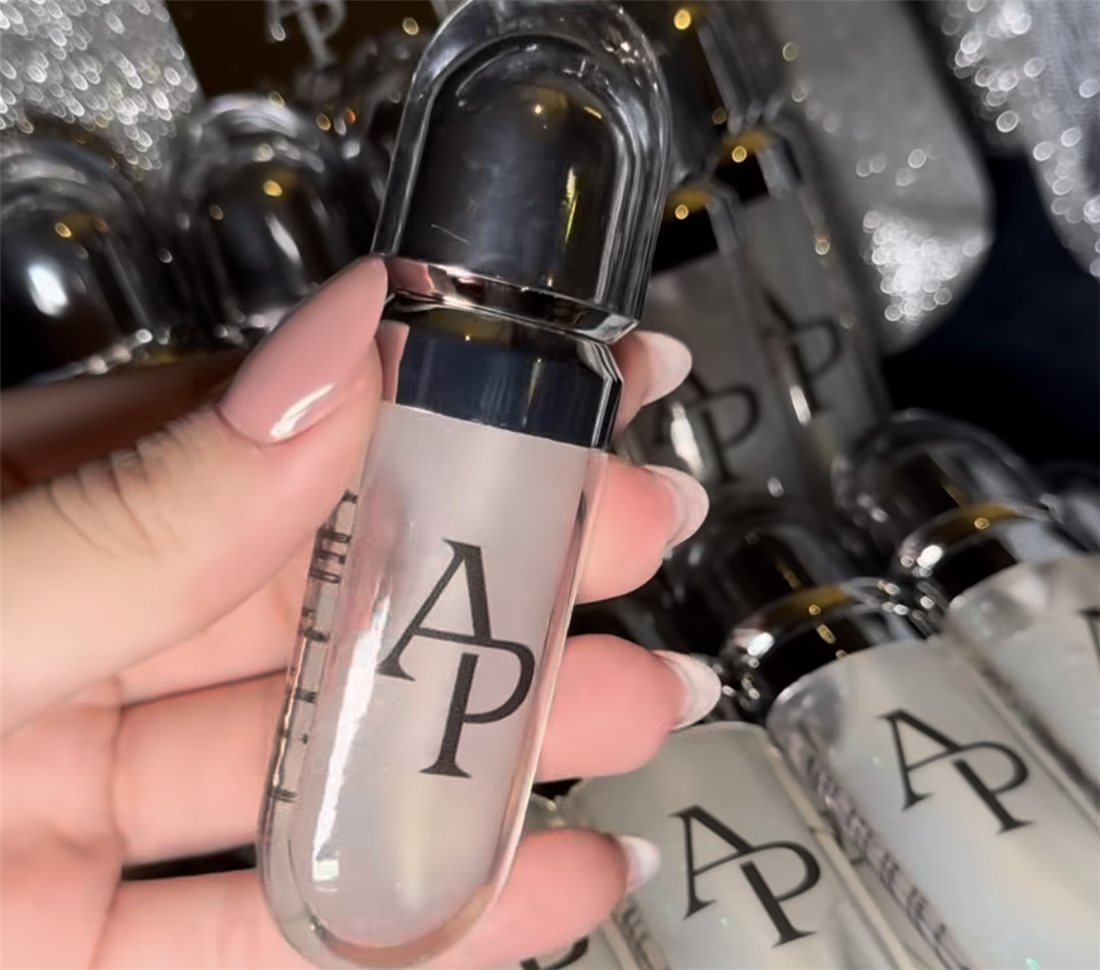 Perfume personalizado com identidade visual de formatura AP